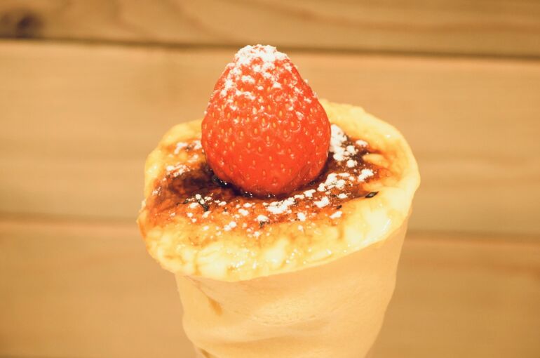    クレープの食べ方講座！   